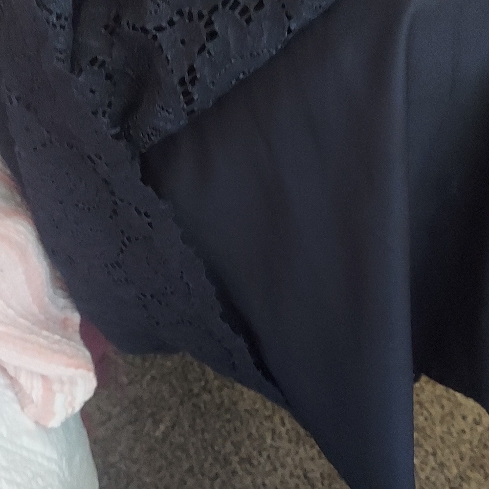 Chic, classic, elegant, versatile, timeless - Picture 6 of 7